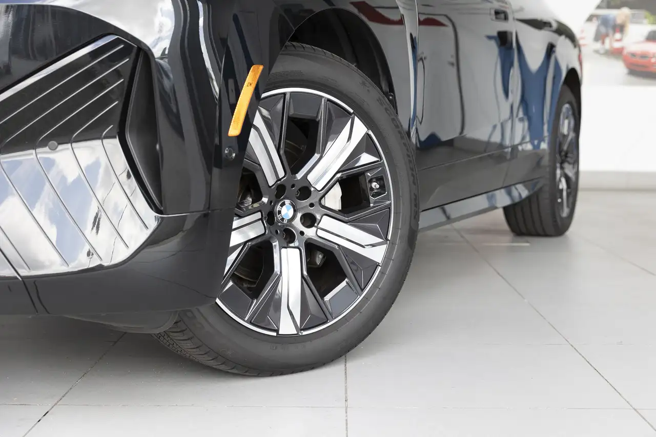 2026 BMW iX