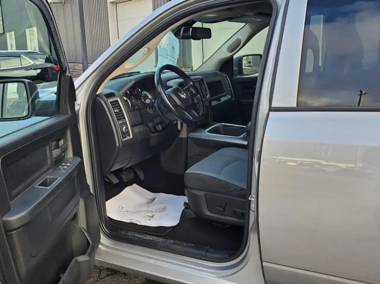 RAM 1500 photo RAM 1500