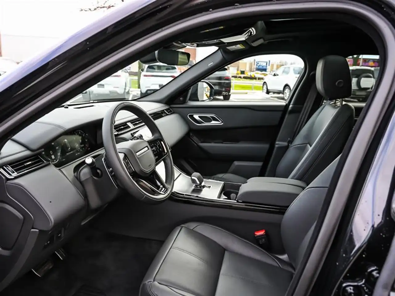 Land Rover Range Rover Velar снимка Land Rover Range Rover Velar