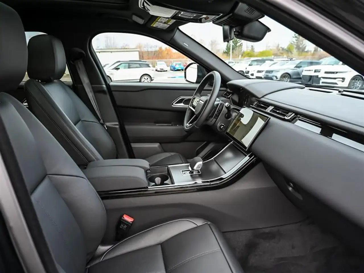 Land Rover Range Rover Velar снимка Land Rover Range Rover Velar