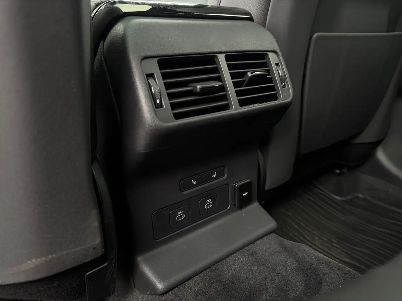 Land Rover Range Rover Velar снимка Land Rover Range Rover Velar