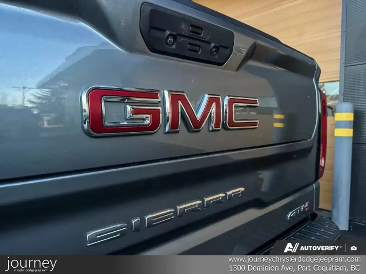 GMC Sierra 1500 снимка GMC Sierra 1500