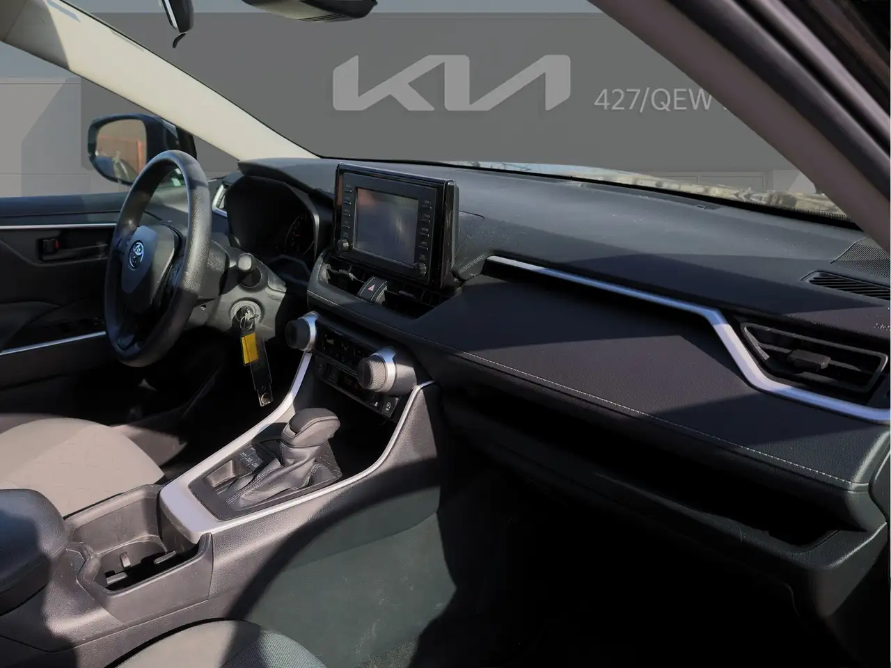 Toyota RAV 4 снимка Toyota RAV 4