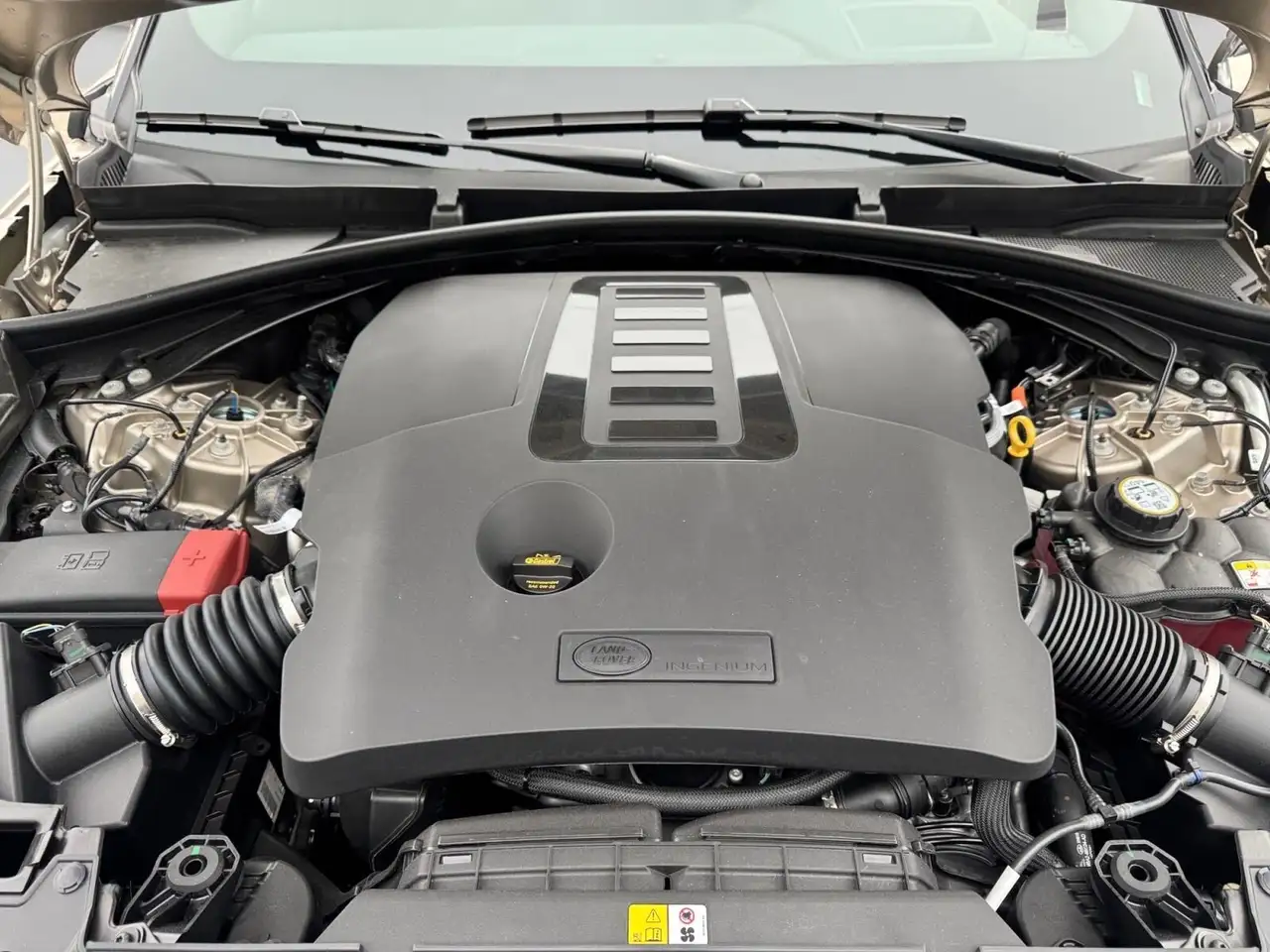 Land Rover Range Rover Velar снимка Land Rover Range Rover Velar
