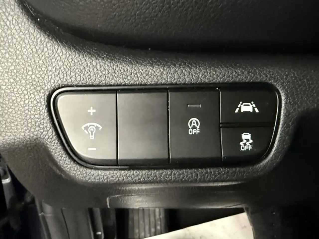Kia Seltos photo Kia Seltos