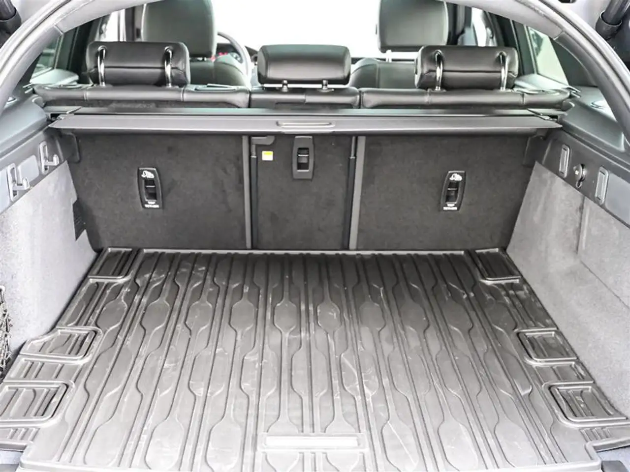 Land Rover Range Rover Velar снимка Land Rover Range Rover Velar