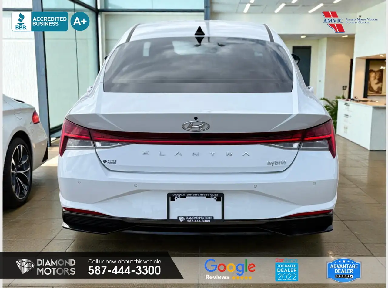 Hyundai ELANTRA снимка Hyundai ELANTRA