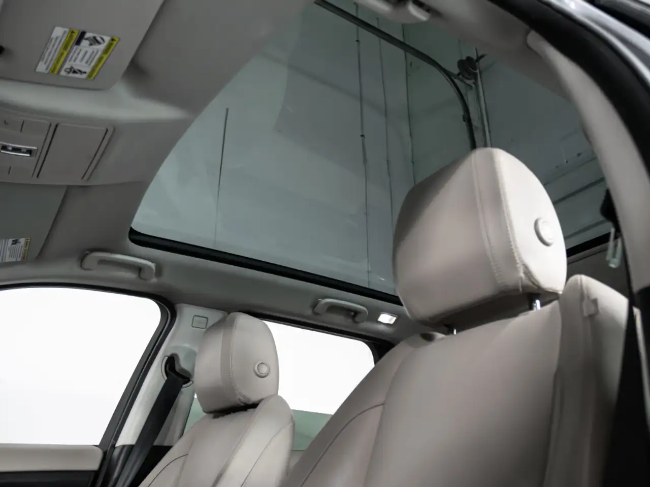 Land Rover Discovery Sport снимка Land Rover Discovery Sport