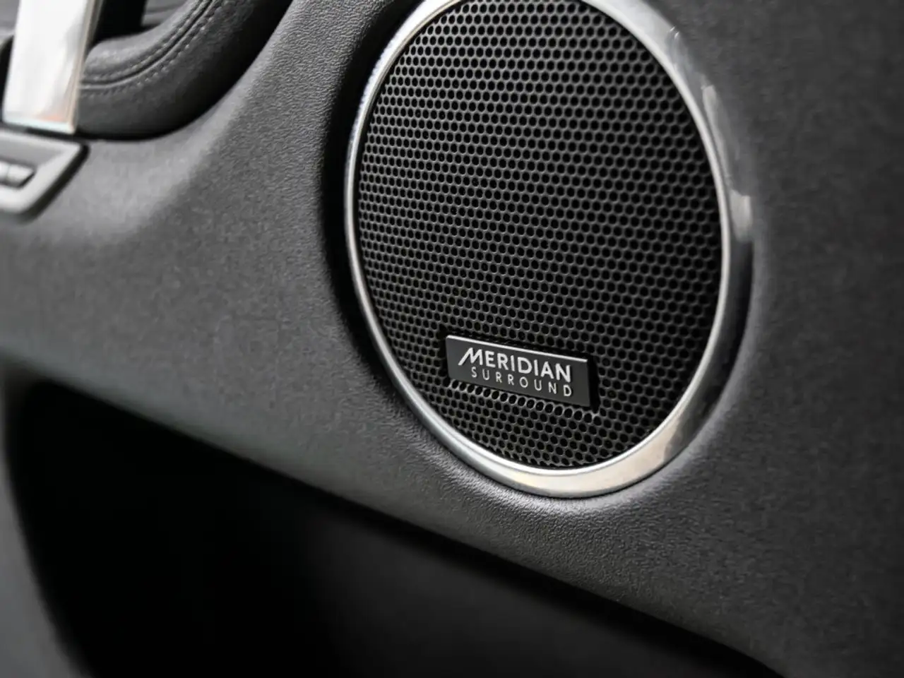 Land Rover Discovery Sport снимка Land Rover Discovery Sport