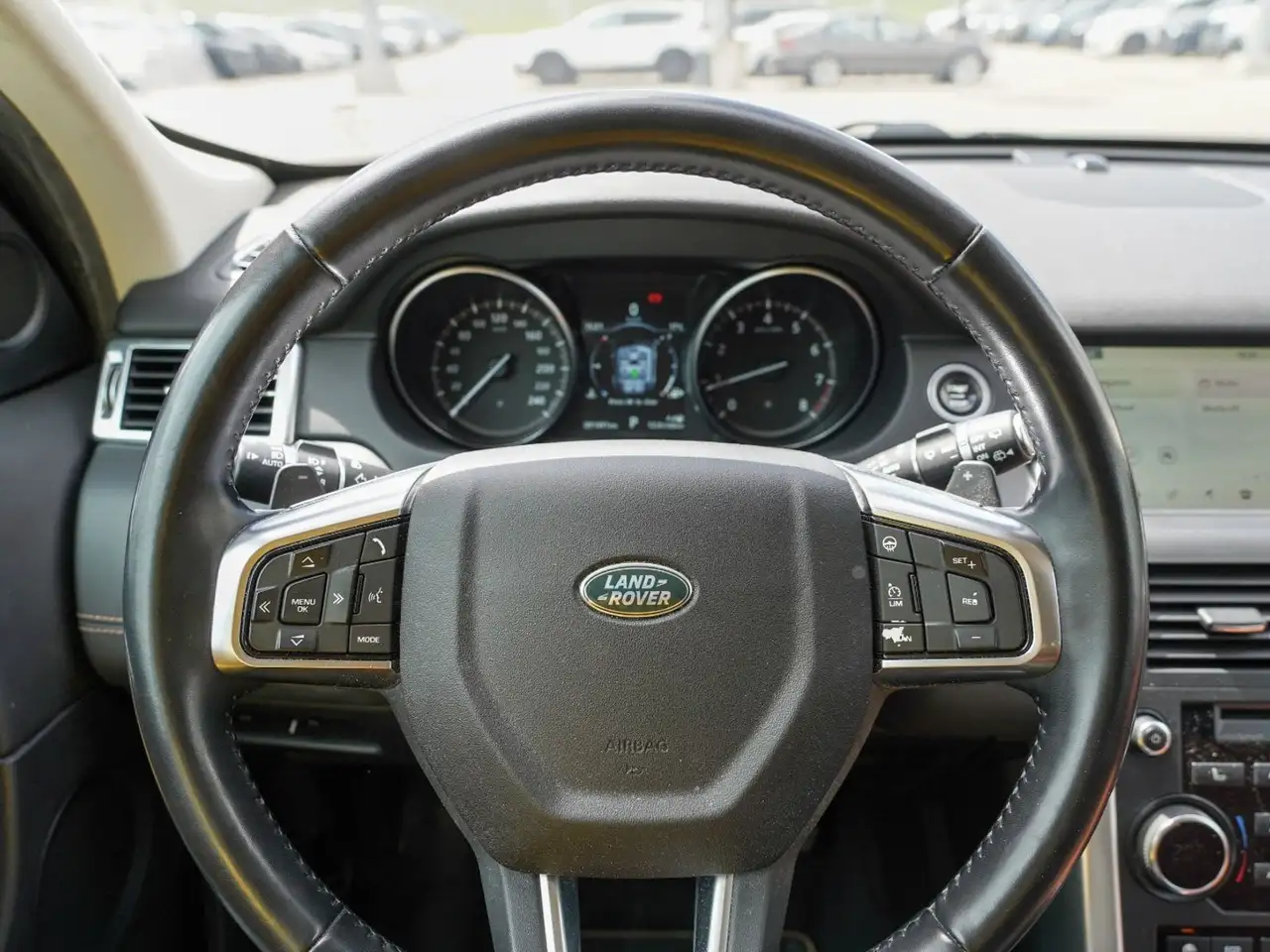 Land Rover Discovery Sport снимка Land Rover Discovery Sport