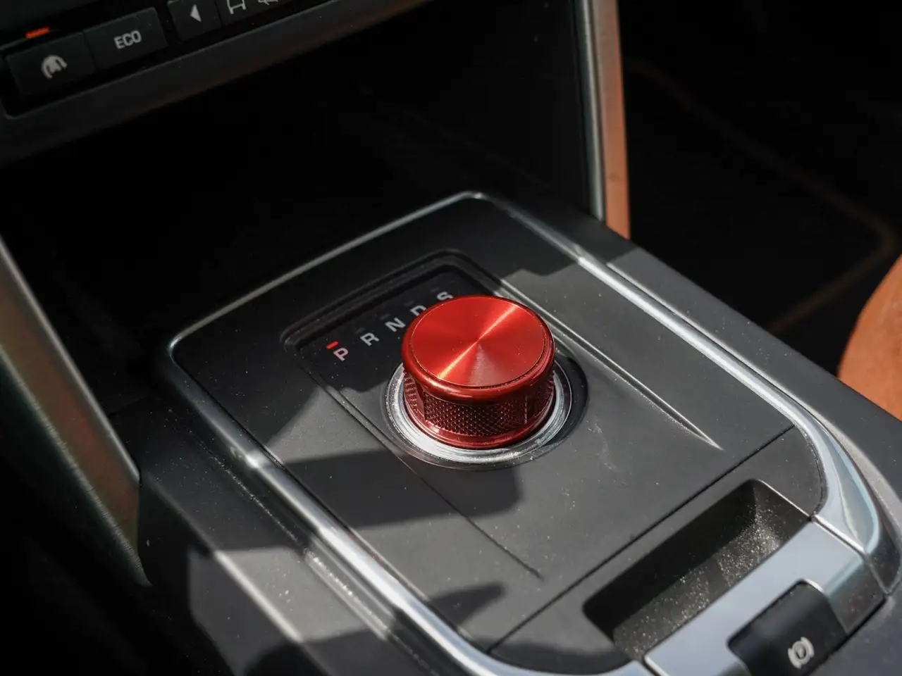 Land Rover Discovery Sport снимка Land Rover Discovery Sport