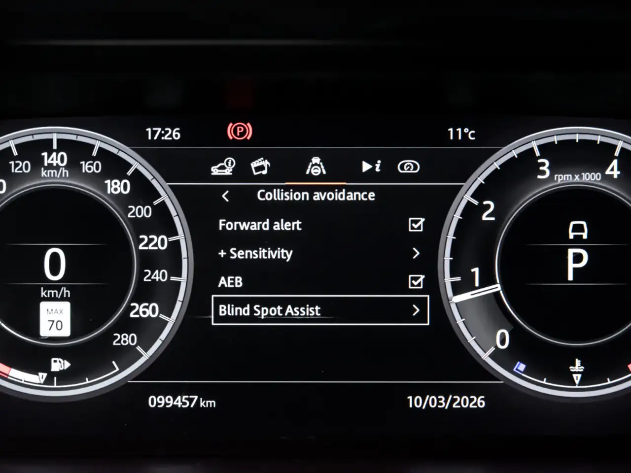 Land Rover Discovery Sport снимка Land Rover Discovery Sport