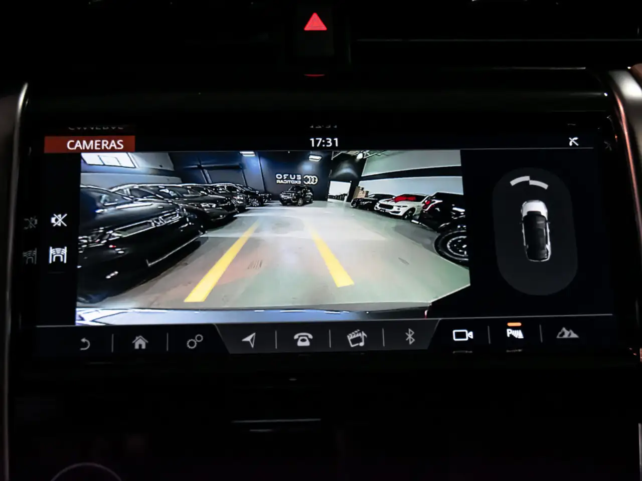 Land Rover Discovery Sport снимка Land Rover Discovery Sport