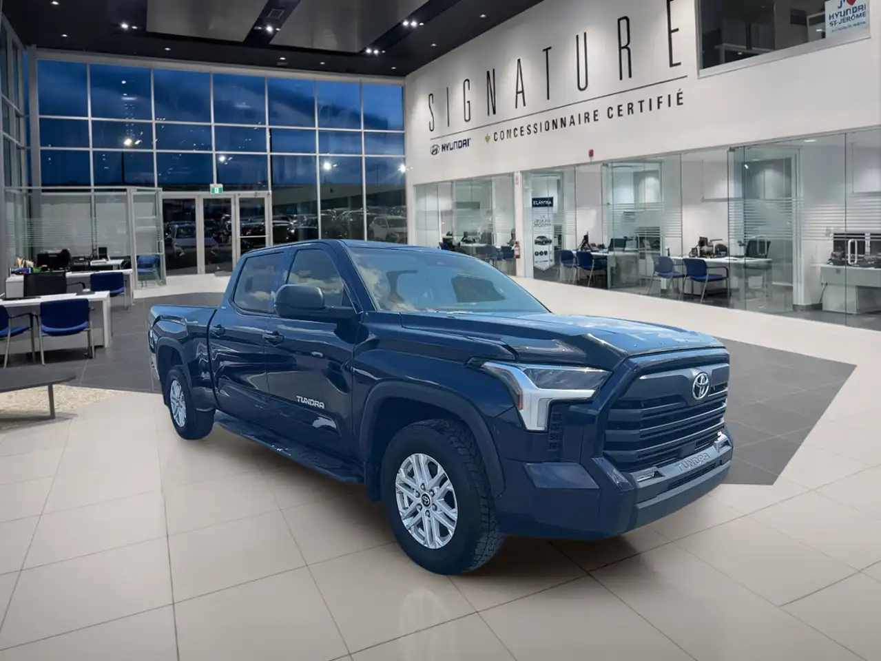 Toyota Tundra снимка Toyota Tundra