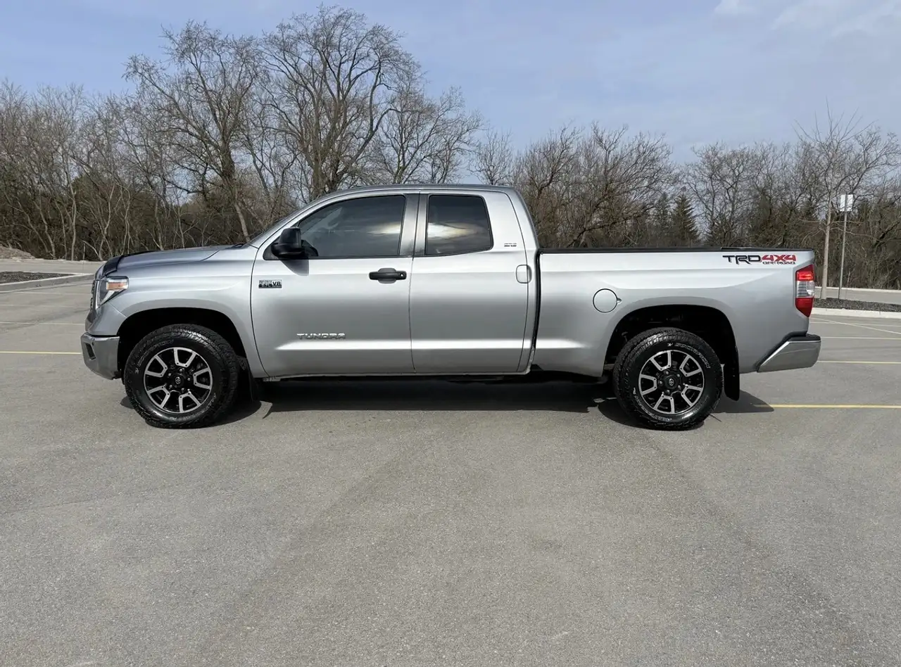 Toyota Tundra fotografie Toyota Tundra