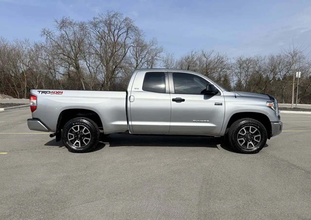 Toyota Tundra fotografie Toyota Tundra