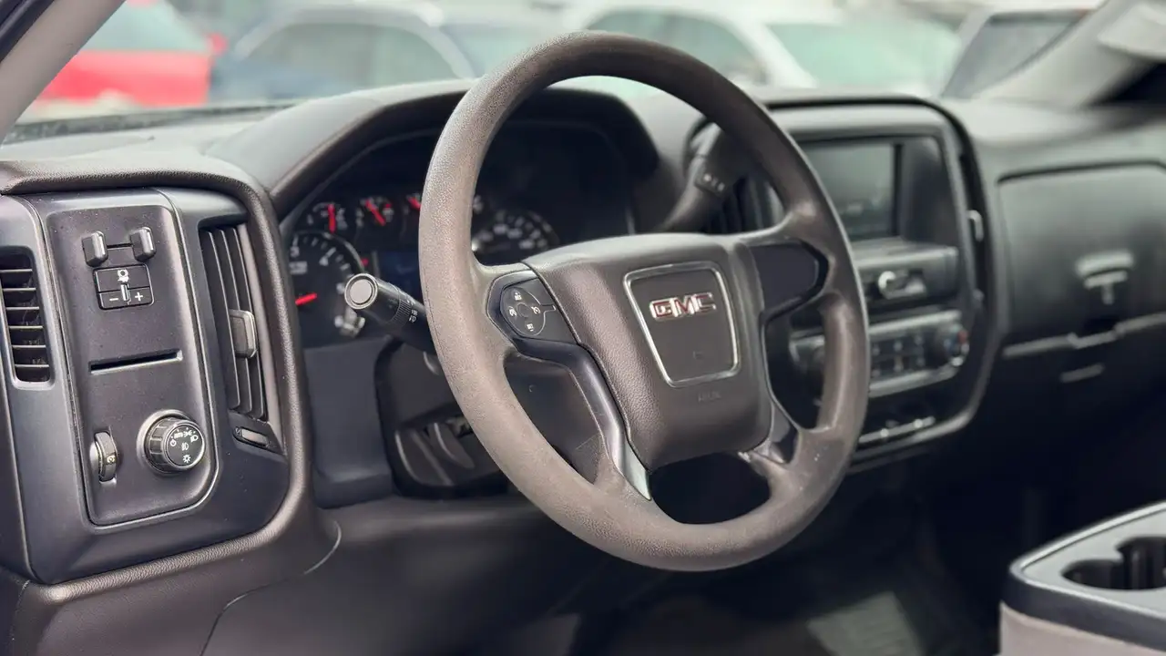 GMC Sierra 1500 снимка GMC Sierra 1500