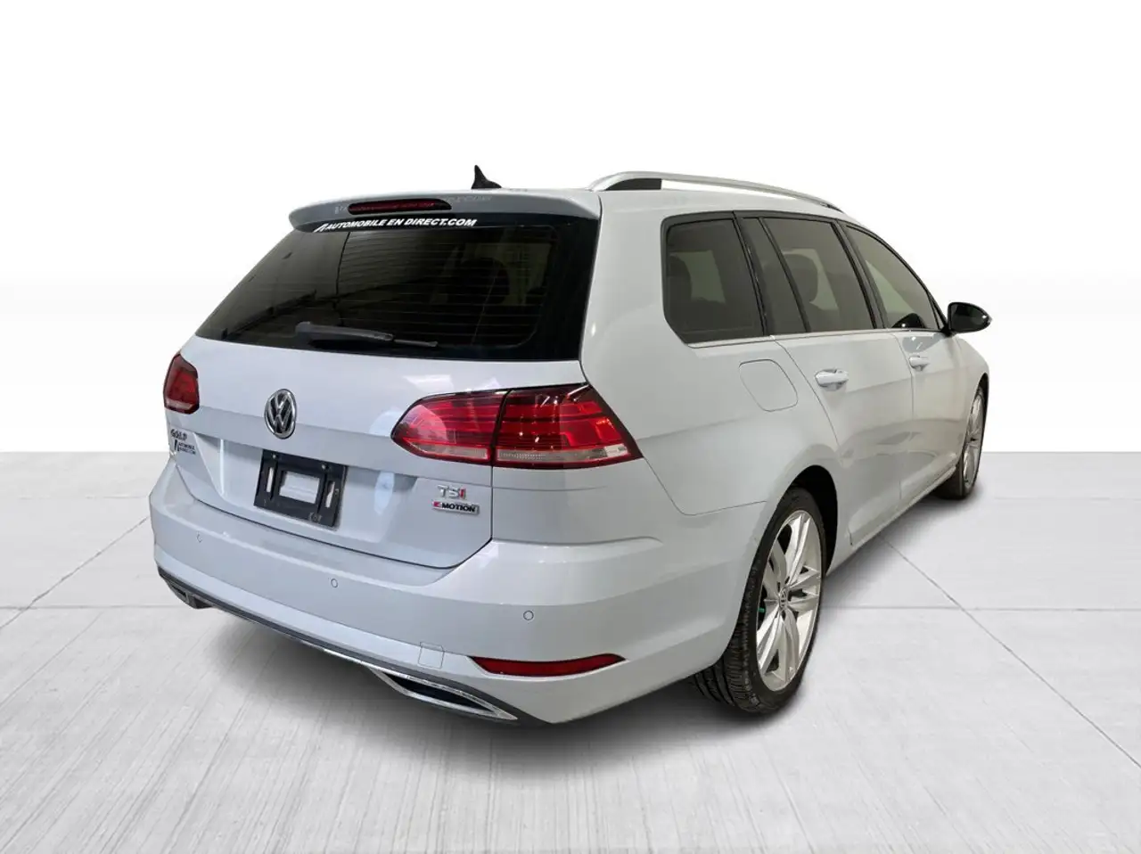 Volkswagen Golf photo Volkswagen Golf