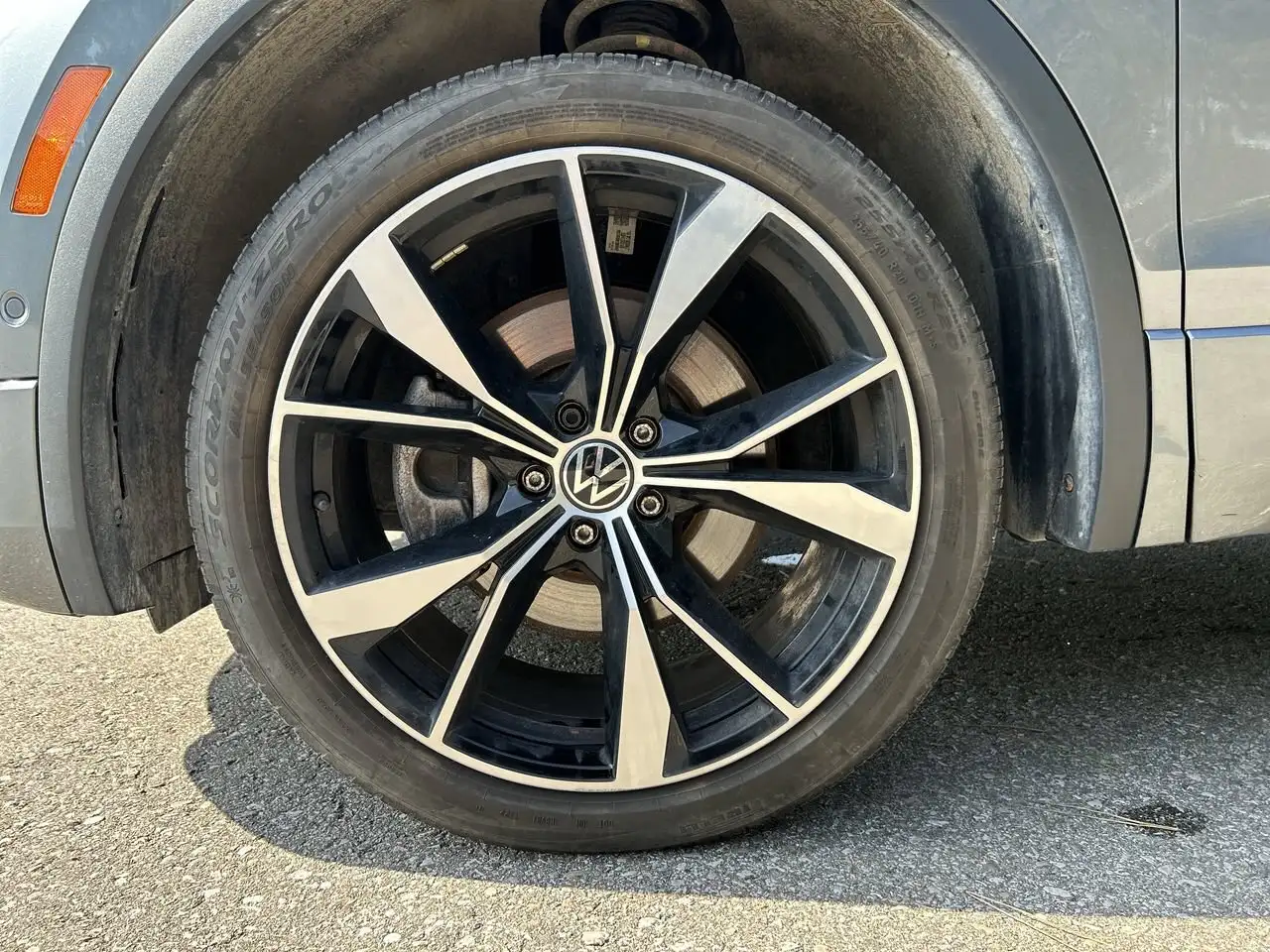 Volkswagen Tiguan снимка Volkswagen Tiguan
