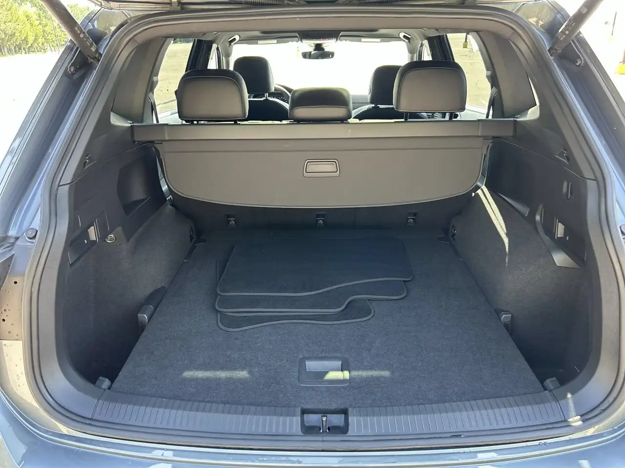 Volkswagen Tiguan снимка Volkswagen Tiguan