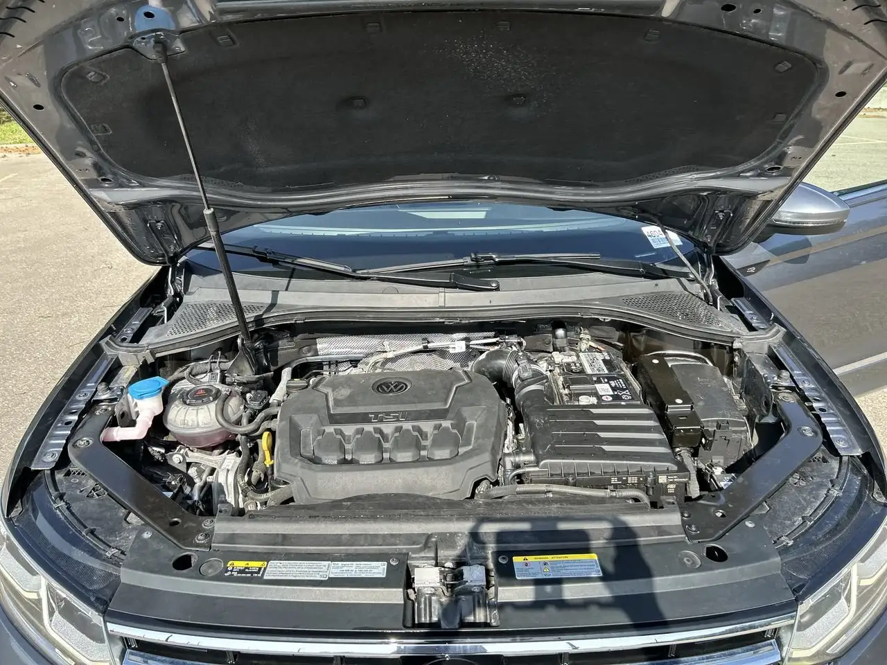 Volkswagen Tiguan снимка Volkswagen Tiguan