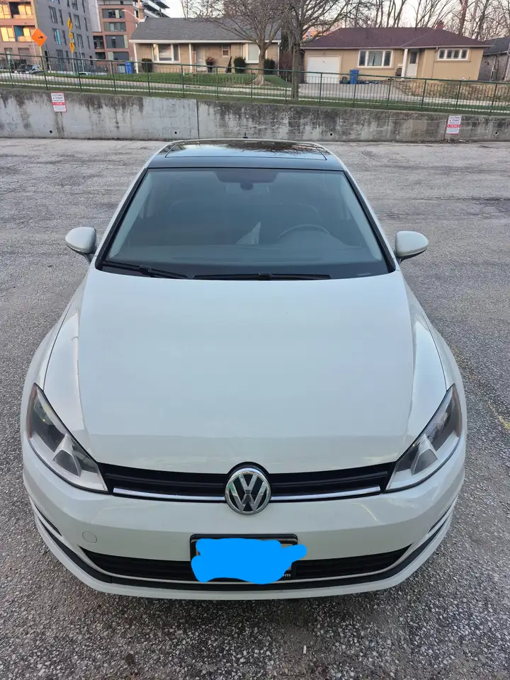 Volkswagen Golf photo Volkswagen Golf