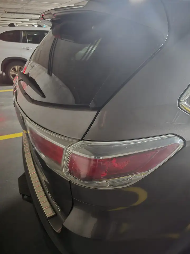 Toyota Highlander снимка Toyota Highlander