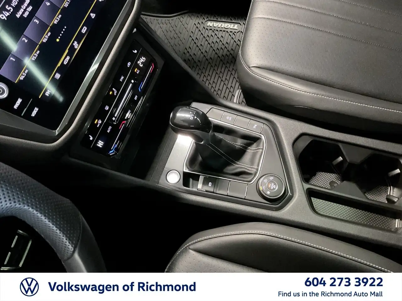 Volkswagen Tiguan photo Volkswagen Tiguan