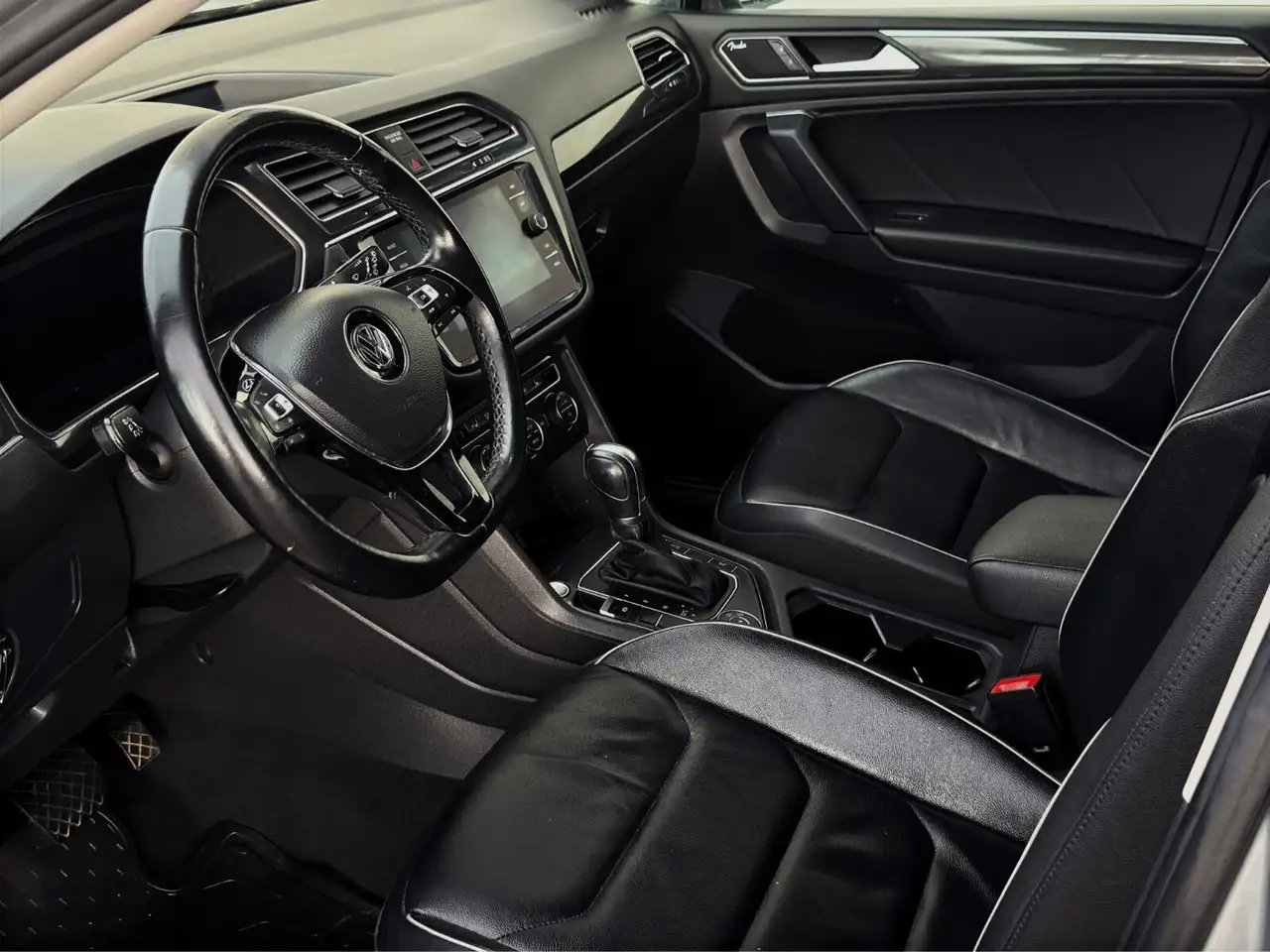 Volkswagen Tiguan снимка Volkswagen Tiguan