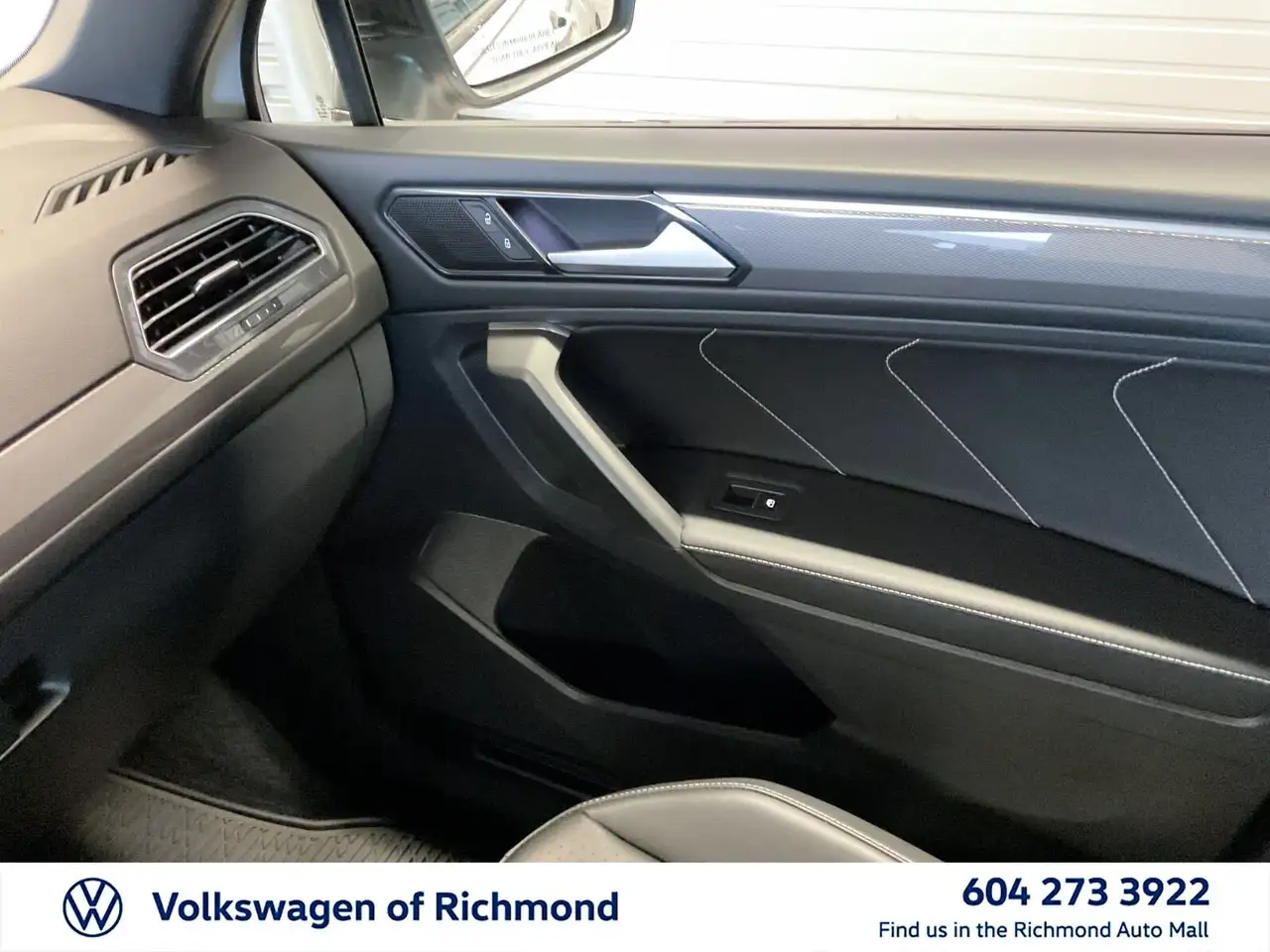 Volkswagen Tiguan photo Volkswagen Tiguan