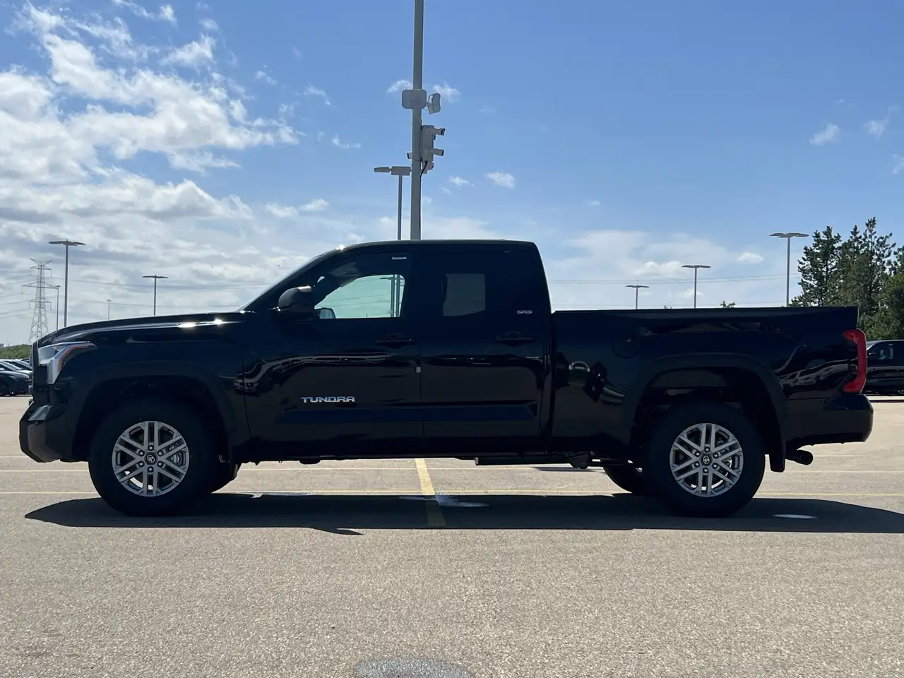 Toyota Tundra photo Toyota Tundra