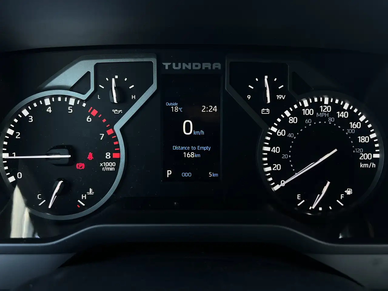 Toyota Tundra photo Toyota Tundra