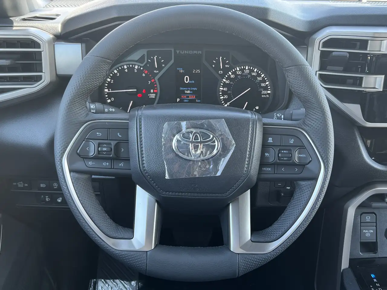 Toyota Tundra photo Toyota Tundra