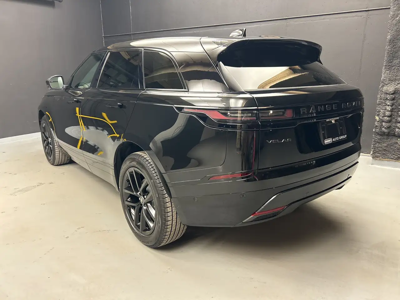 Land Rover Range Rover Velar photo Land Rover Range Rover Velar