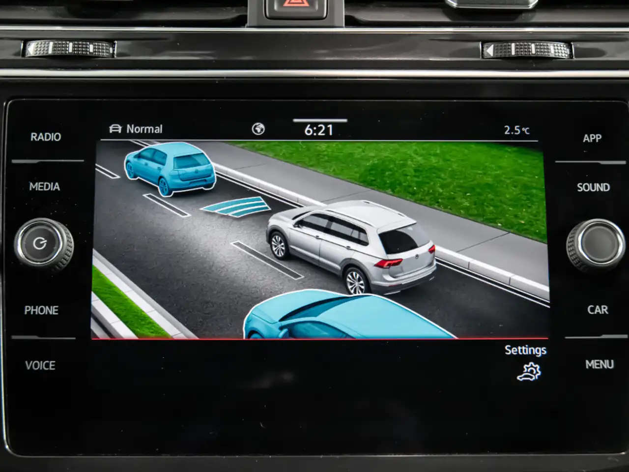 Volkswagen Tiguan снимка Volkswagen Tiguan