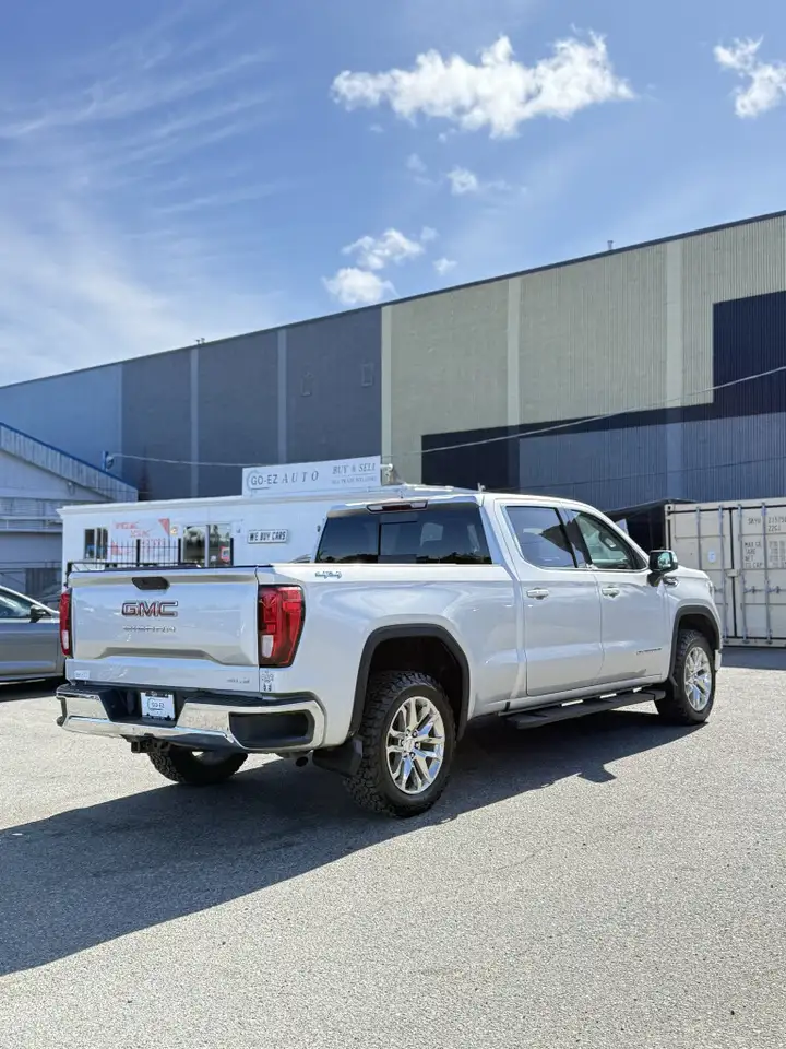 GMC Sierra 1500 снимка GMC Sierra 1500
