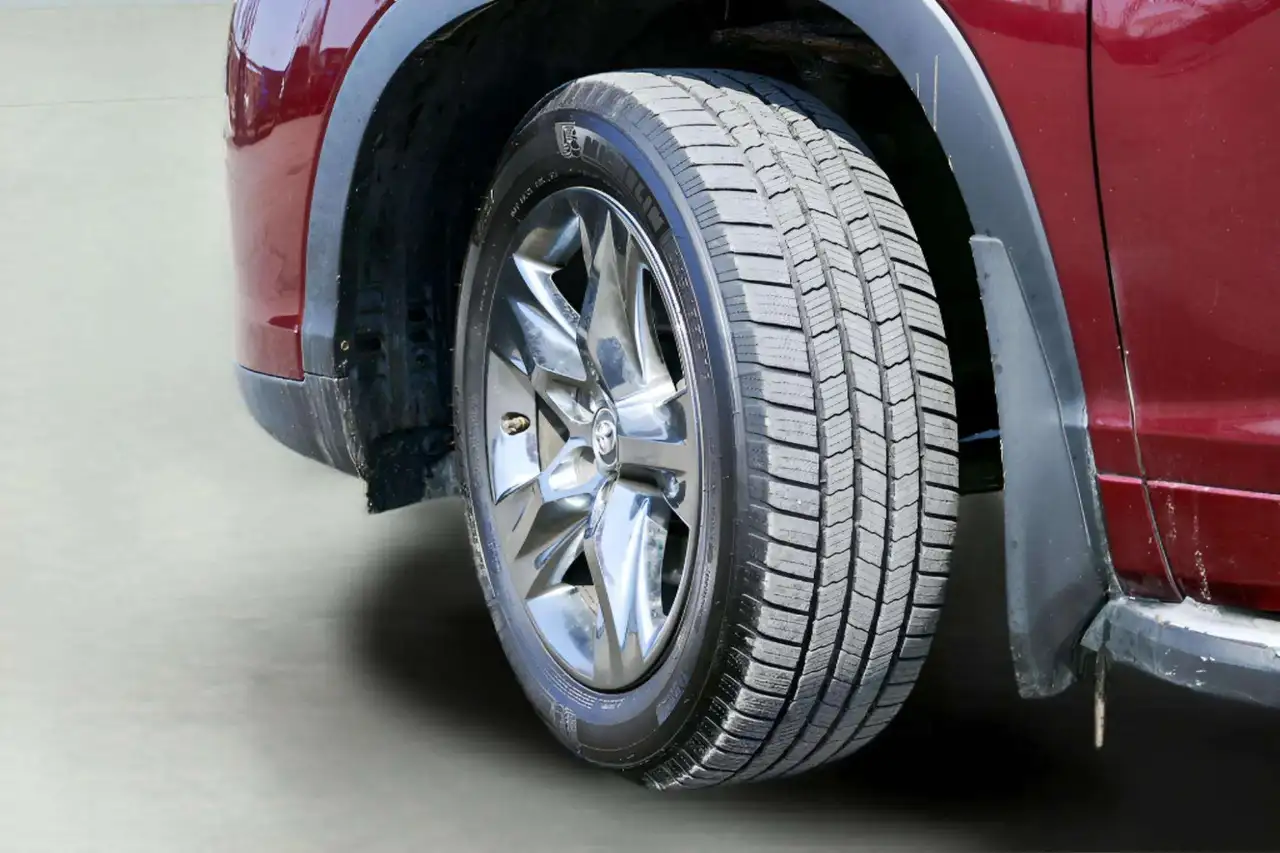 Toyota Highlander photo Toyota Highlander