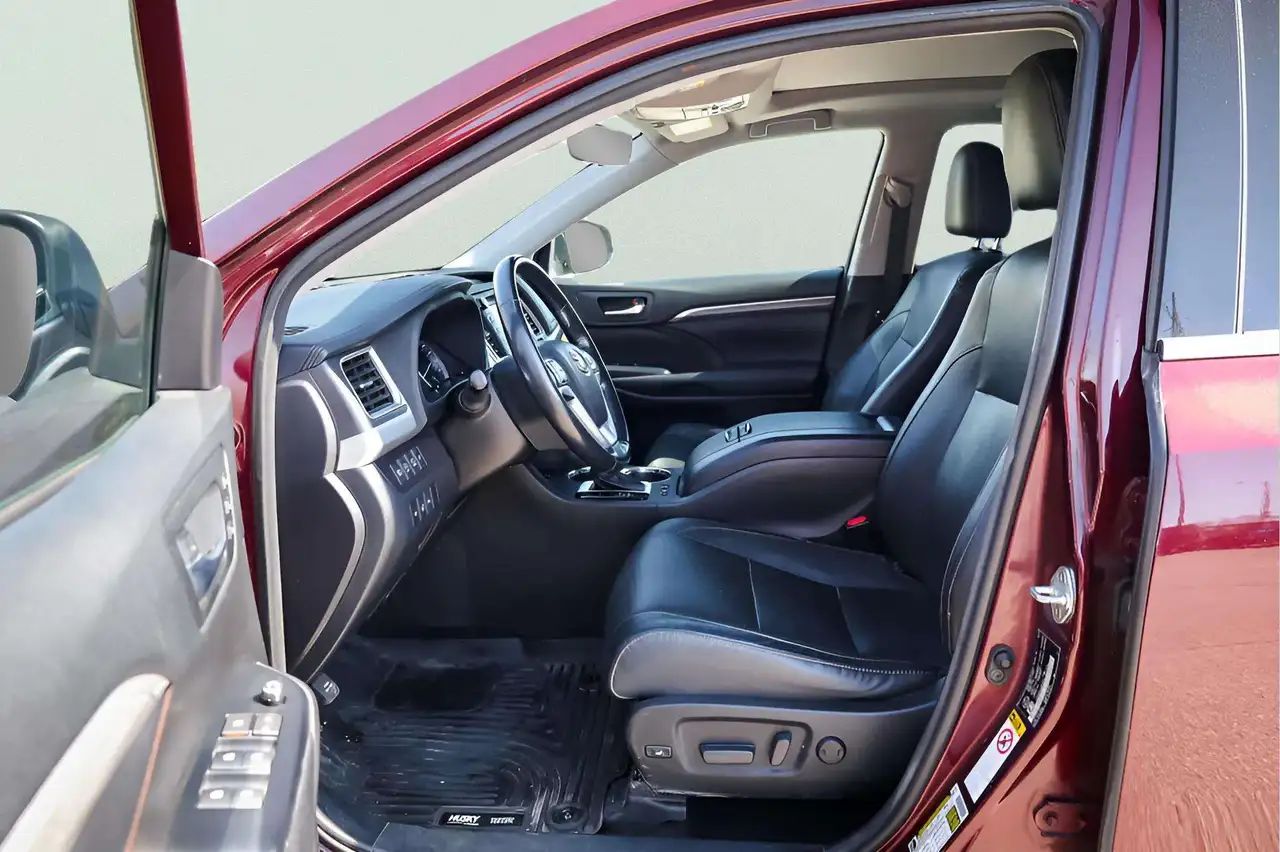 Toyota Highlander photo Toyota Highlander