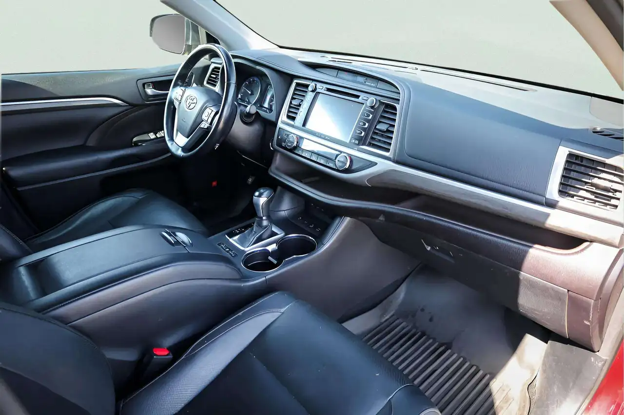 Toyota Highlander photo Toyota Highlander