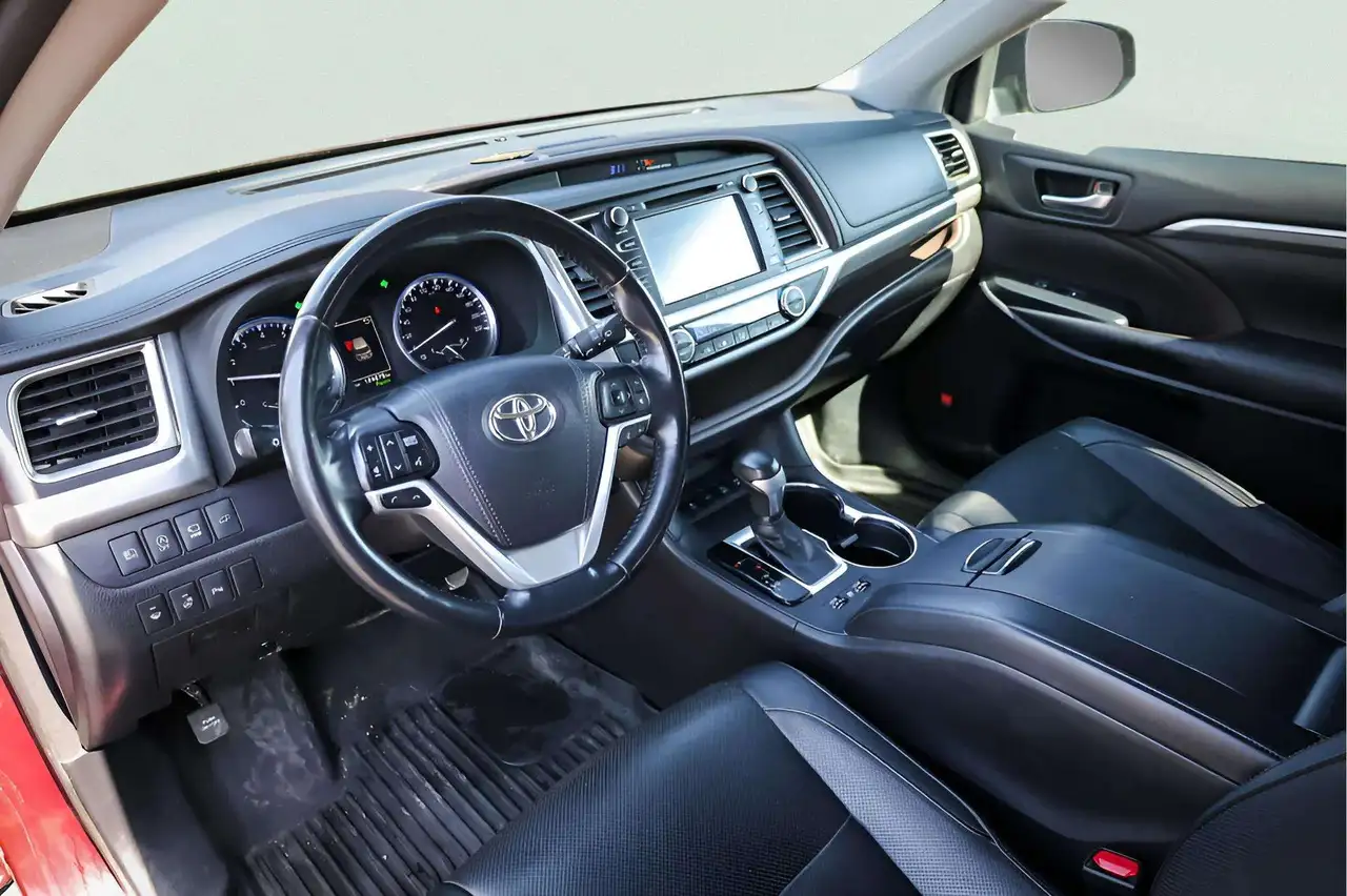 Toyota Highlander photo Toyota Highlander