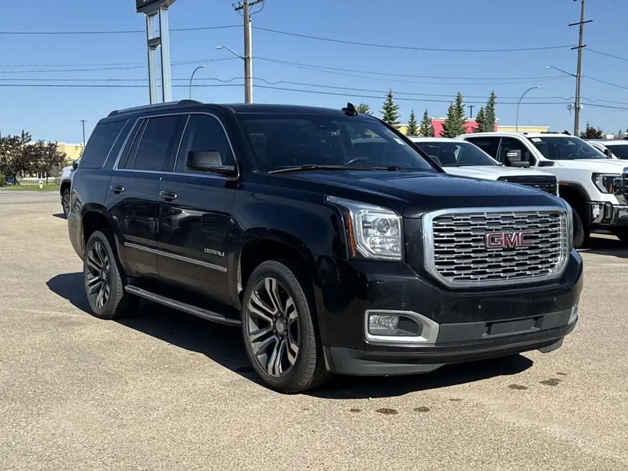 GMC Yukon снимка GMC Yukon