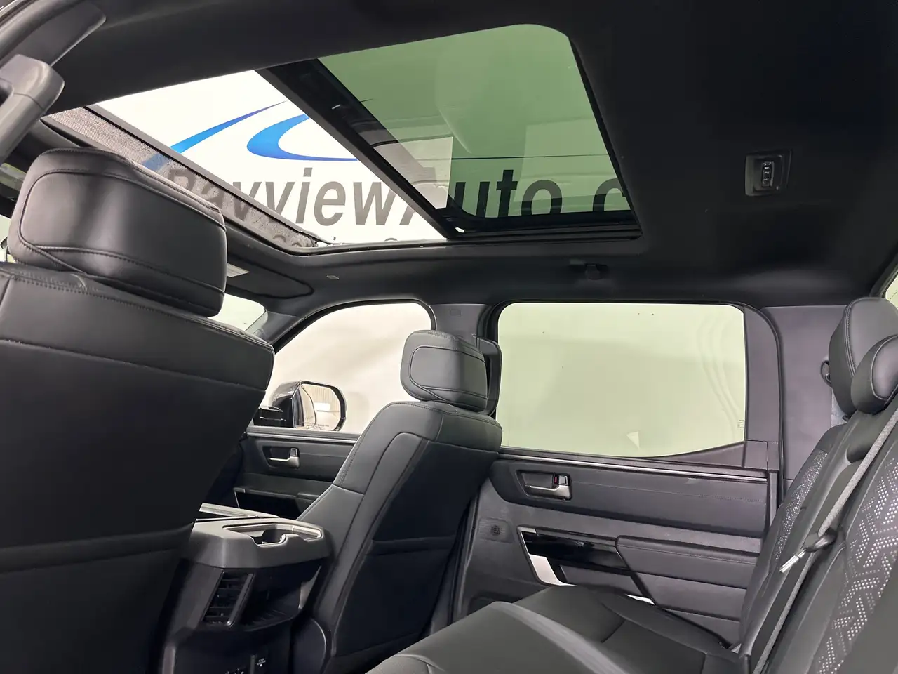 Toyota Tundra снимка Toyota Tundra