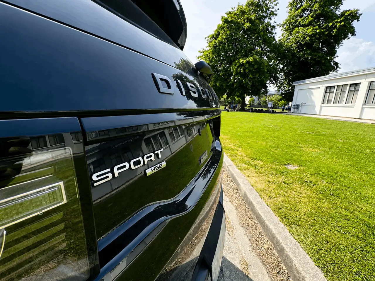 Land Rover Discovery Sport снимка Land Rover Discovery Sport