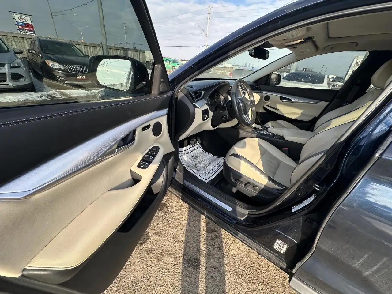 Infiniti QX50 снимка Infiniti QX50