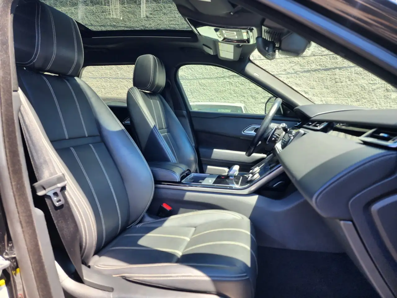 Land Rover Range Rover Velar снимка Land Rover Range Rover Velar