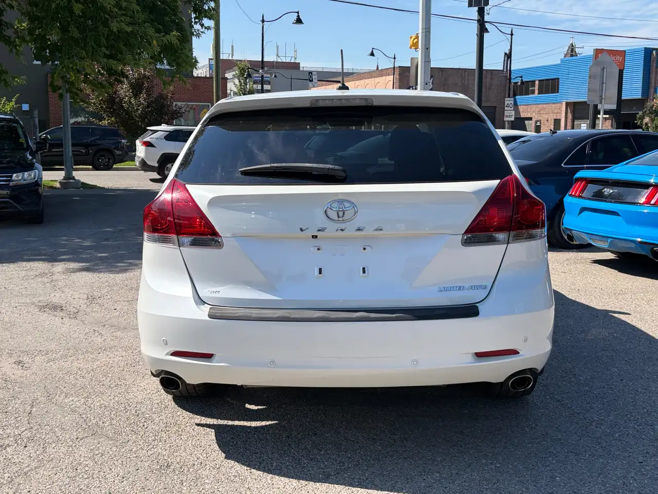 Toyota Venza снимка Toyota Venza