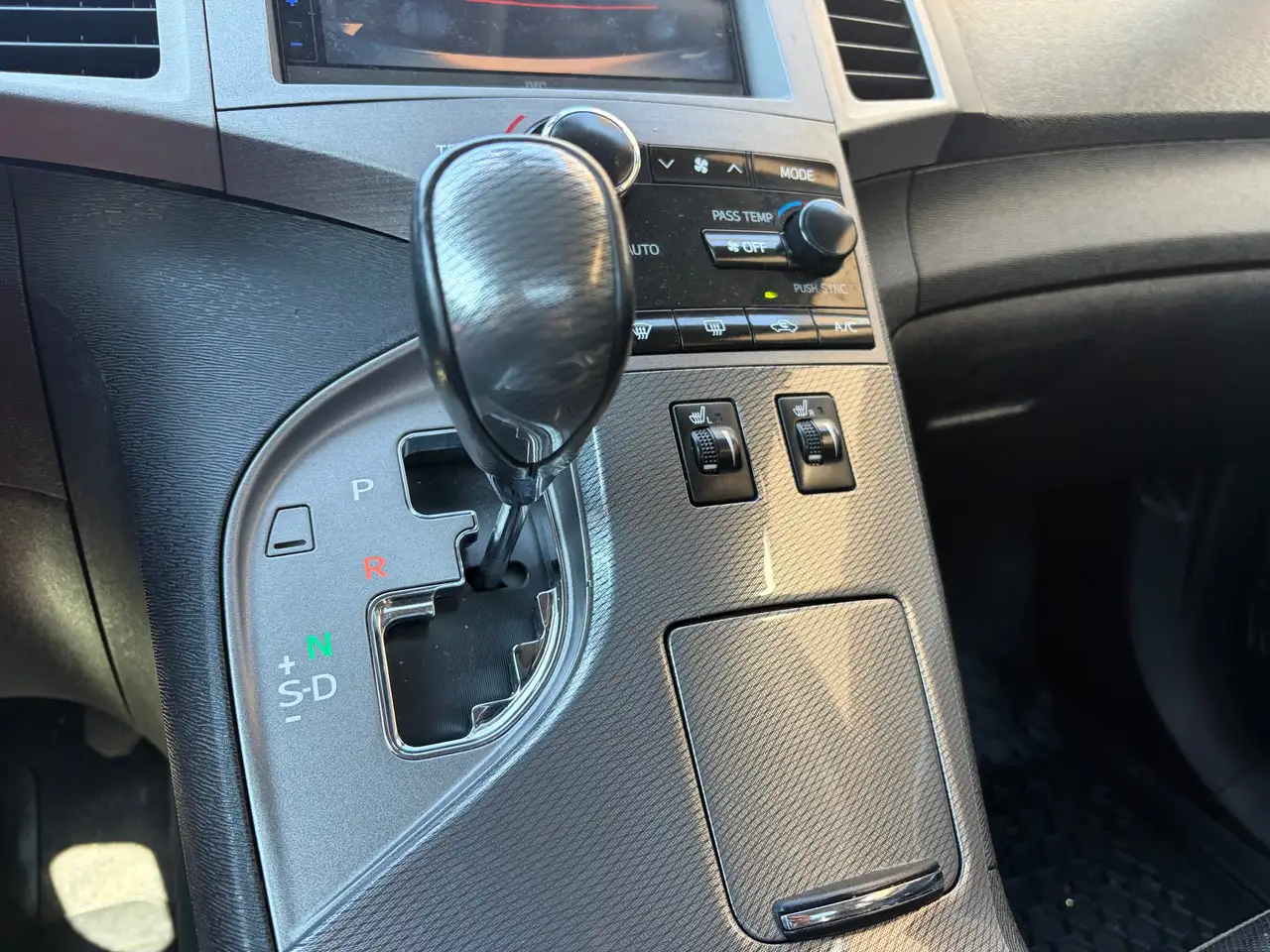 Toyota Venza снимка Toyota Venza