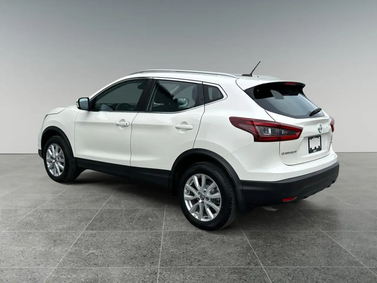 Nissan Qashqai снимка Nissan Qashqai