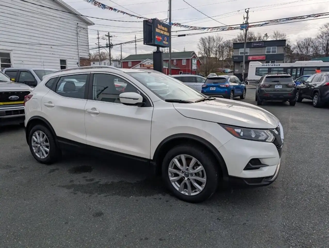 Nissan Qashqai снимка Nissan Qashqai