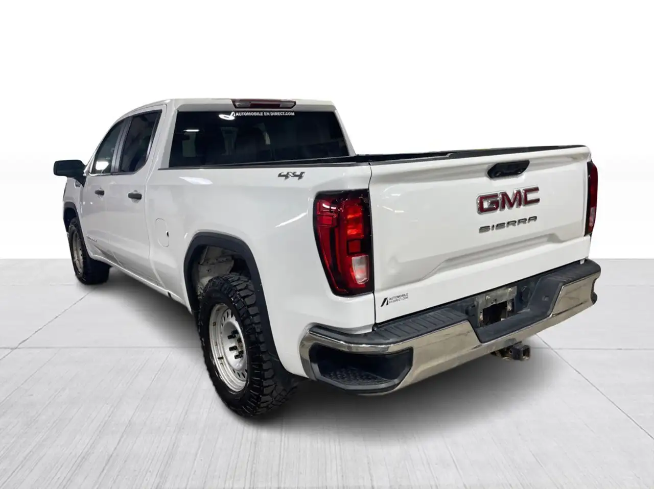 GMC Sierra 1500 снимка GMC Sierra 1500